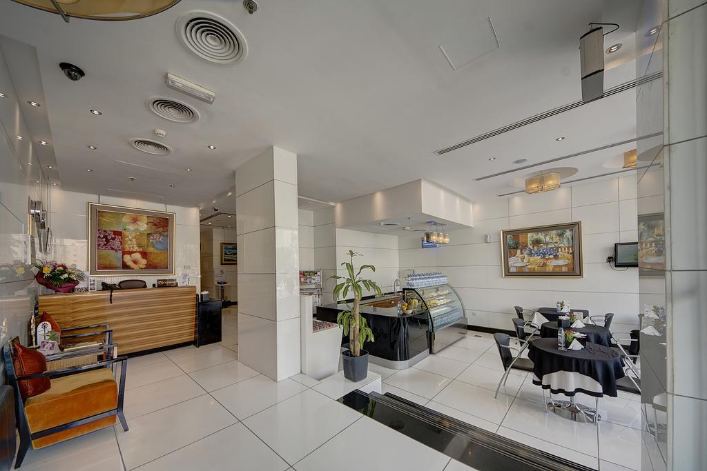 Rayan Hotel Corniche Шарджа Екстер'єр фото