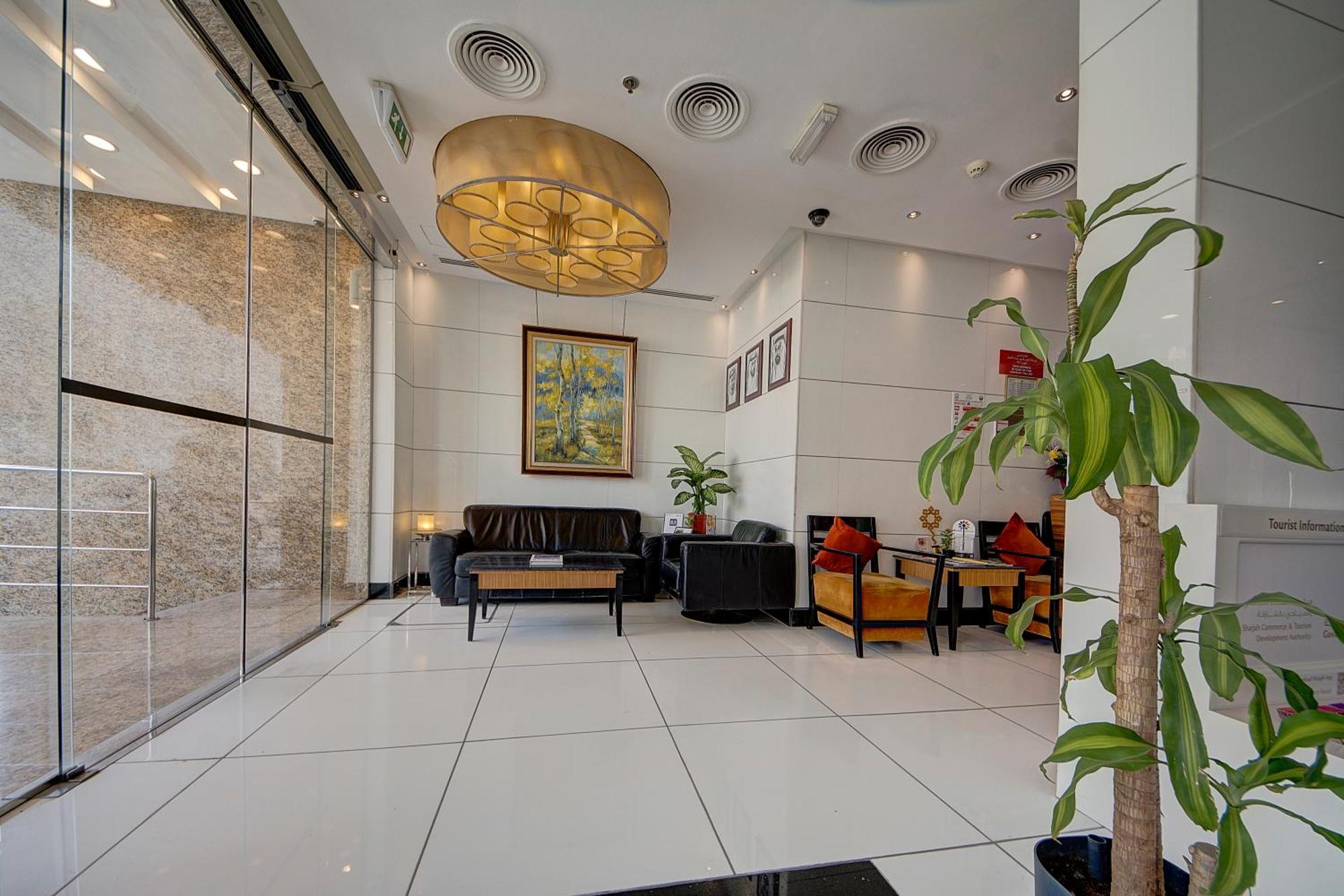 Rayan Hotel Corniche Шарджа Екстер'єр фото