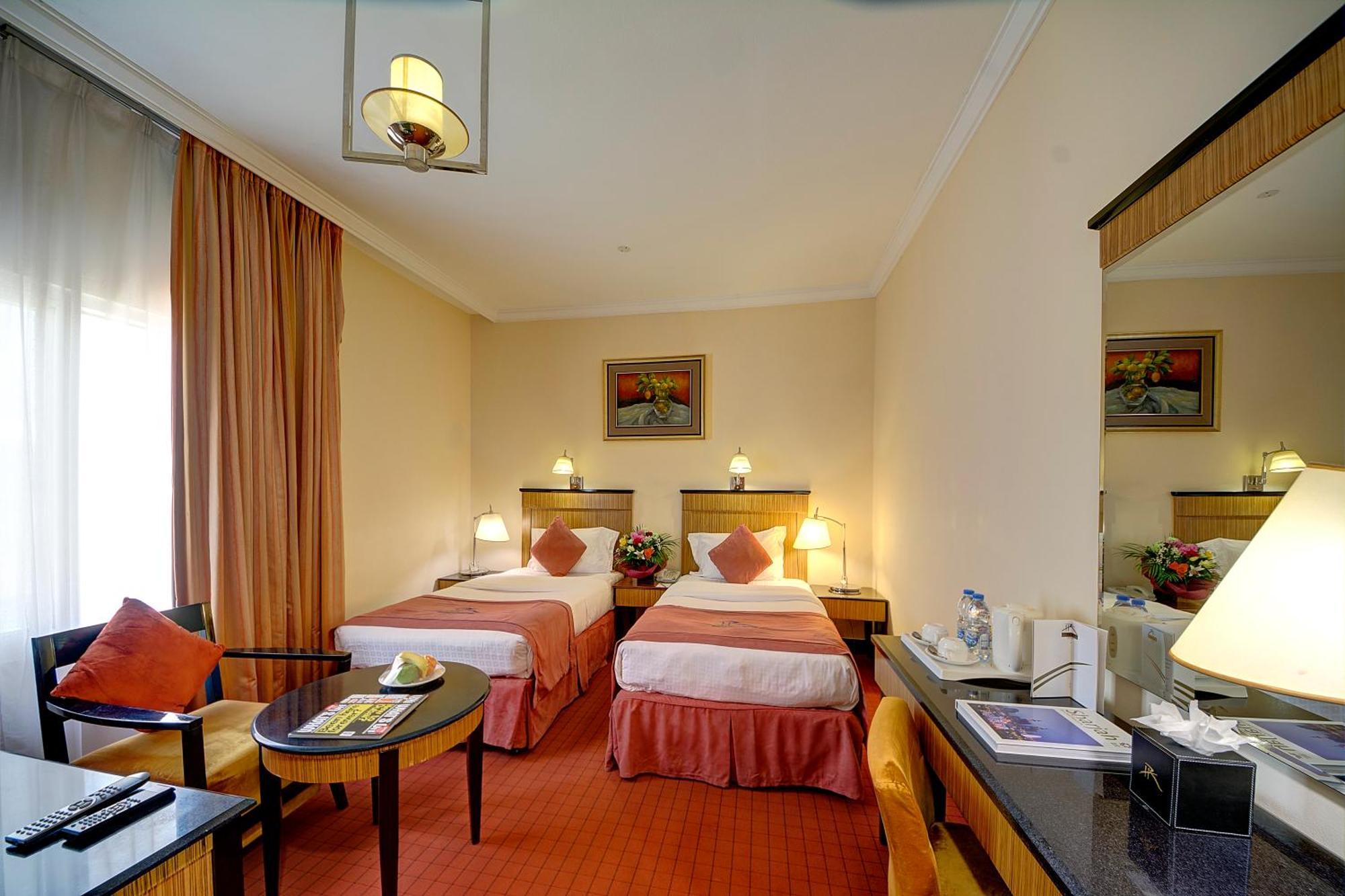 Rayan Hotel Corniche Шарджа Екстер'єр фото