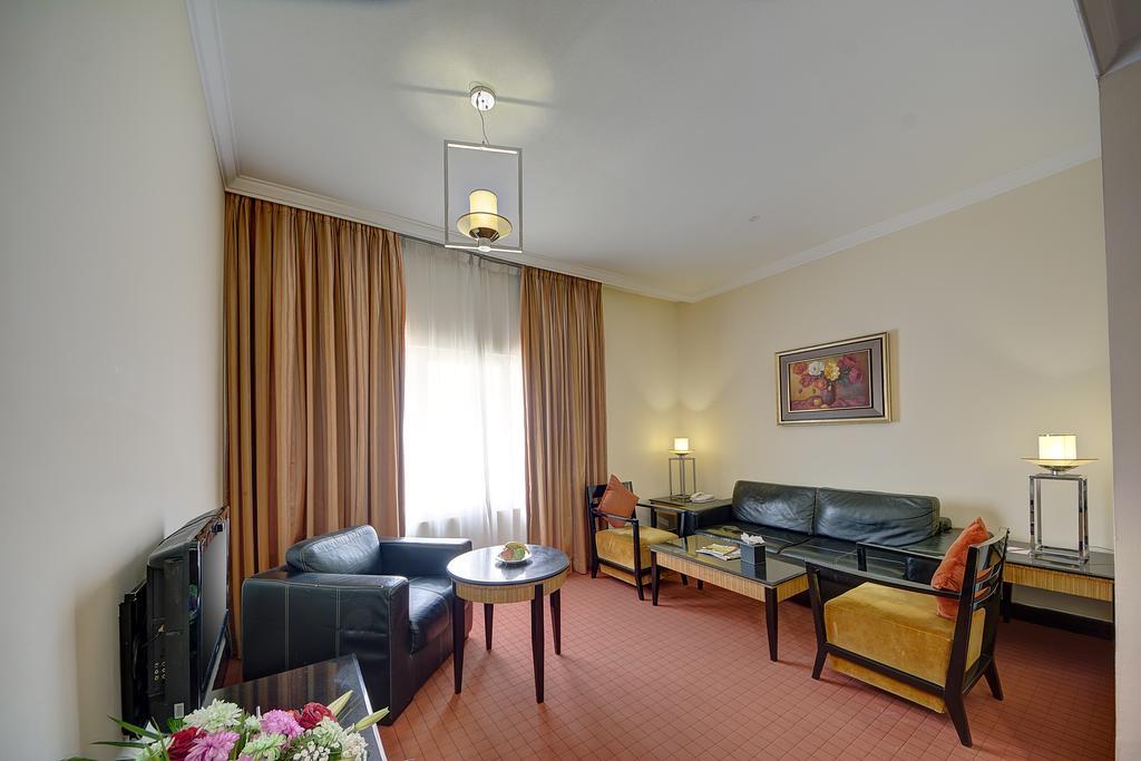 Rayan Hotel Corniche Шарджа Екстер'єр фото