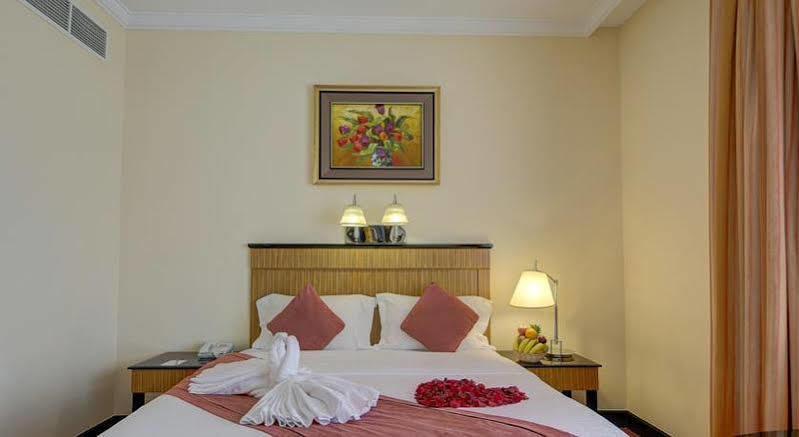 Rayan Hotel Corniche Шарджа Екстер'єр фото